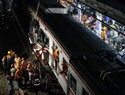 Tabrakan Kereta Api di Bekasi Timur,  Berimbas 19 Perjalanan Dibatalkan