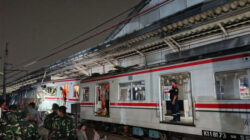 Dedi Mulyadi Santuni Rp 50 Juta Keluarga Korban Tewas Kecelakaan Kereta di Bekasi 