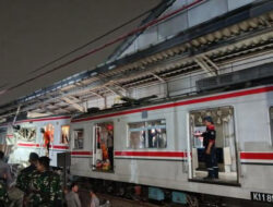 Dedi Mulyadi Santuni Rp 50 Juta Keluarga Korban Tewas Kecelakaan Kereta di Bekasi 