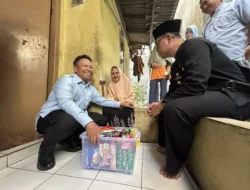 Tinjau Rumah Nenek Mardiyah, Wali Kota Depok Beri Bantuan Sembako