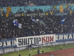 Ada Apa dengan Bobotoh? Pasang Spanduk “Shut Up KDM”  Sindir Dedi Mulyadi
