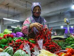 Jelang Iduladha, Wali Kota Farhan Pastikan Stok Pangan di Kota Bandung Aman