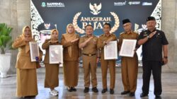 Bappenda Kuningan Beri Penghargaan Wajib Pajak dan Kecamatan Berprestasi