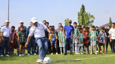 Liga Jabar Istimewa 2026 Resmi Bergulir di Kuningan, Bupati Dian Dorong Lahirnya Bibit Pesepak Bola Berprestasi
