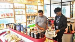 Bupati Dony Terkesan UMKM Sumedang Hadir di Chocolatos X-Quest