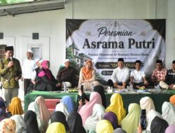 Bupati Dony Resmikan Asrama Santri Putri Ponpes Al Mustanir Khoirul Huda