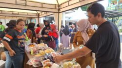 Menjelang Hari Raya Idul Adha, Warga Sumedang Serbu Sembako hingga Beras di Pangan Murah