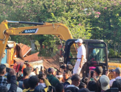 Trotoar 35 Tahun Tidak Dipakai, Hanya Dedi Mulyadi yang Bisa Bongkar 50 Bangunan Liar di Sukajadi Bandung