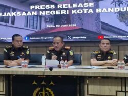 Ambek Apresiasi SP3 Kejari Kota Bandung Terhadap H.Erwin dan Awangga