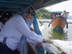 Sekda Tuti Ruswati: 7.800 Benih Ikan Ditebar di Bendungan Jatigede