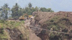Bupati Dony Perintahkan Satpol PP Segel Tambang Ilegal di Sumedang