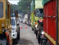 Truk Masih Melintasi Kawasan Pendidikan Jatinangor, Ini Langkah yang Diambil Bupati