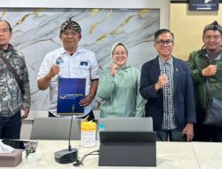 Anggota Komisi V DPRD Jabar Drs.Mamat Rachmat Menerima Aspirasi Terkait Pendidikan di Jawa Barat