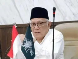 Terpilih Jadi Ketum PBNU, Gus Kikin Teken Kontrak Jam’iyah