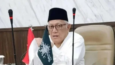 Terpilih Jadi Ketum PBNU, Gus Kikin Teken Kontrak Jam’iyah