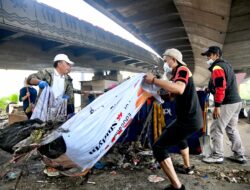 Kolong Jembatan Pasopati Harus Bersih, Sekda Herman Dorong Penanganan Sampah dari Hulu