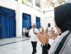 Sekda Herman Lepas Kontingen Setda Jabar ke HAORNAS 2026, Tekankan Semangat dan Menang