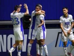 Persib vs FC Seoul: Unggul di Babak Pertama, Julio Cesar Bawa Maung Bandung Unggul 1-0