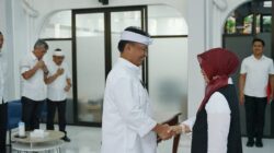 Sekda Herman Kukuhkan Pengurus INAKI Jabar, Perkuat Profesionalisme Analis Kebijakan